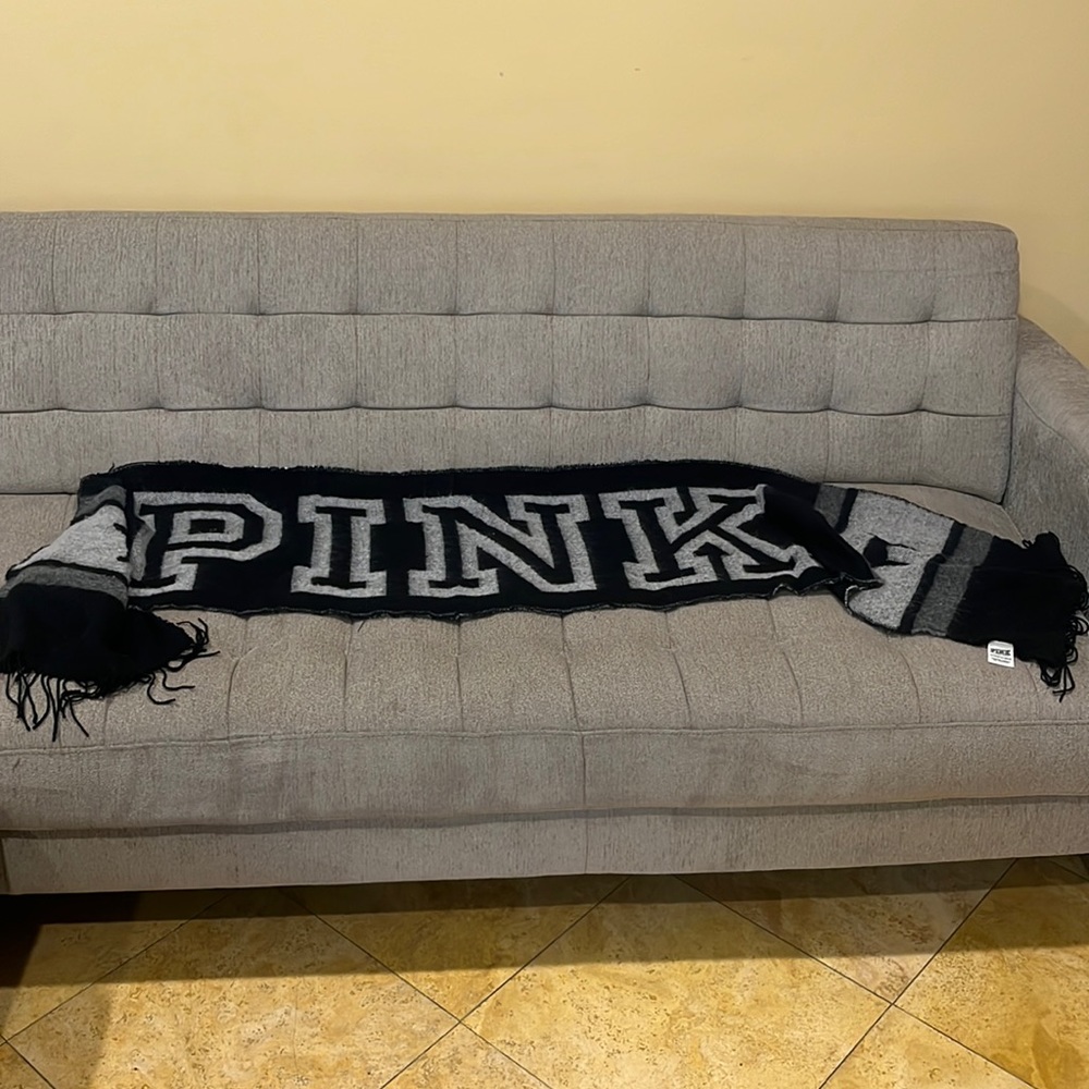 Victoria's Secret VS Pink Scarf